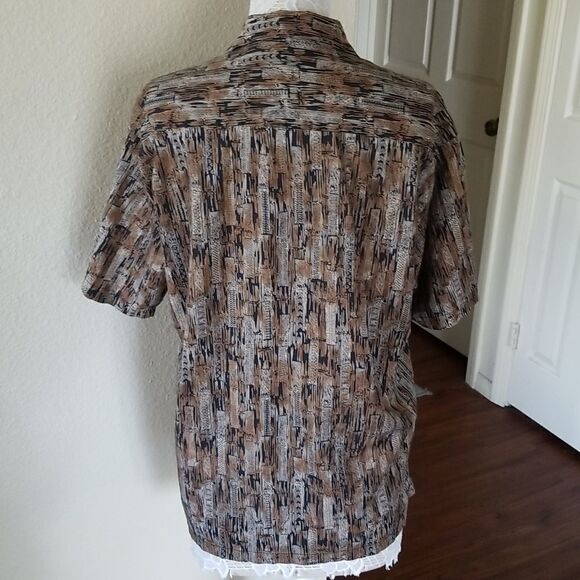 Tori Richard Aloha Button Down Shirt - Picture 4 of 8
